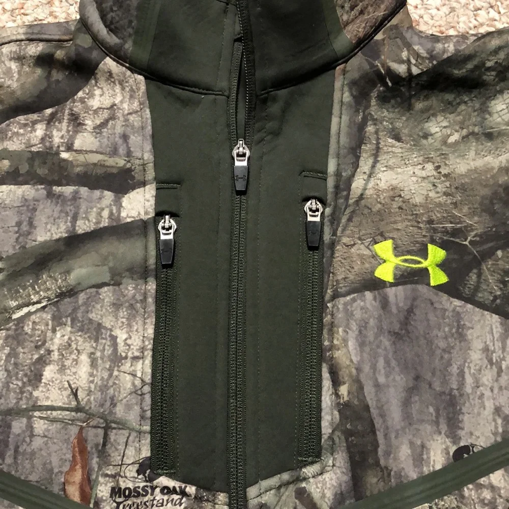 Under Armour Jacket - Picture 2 of 12